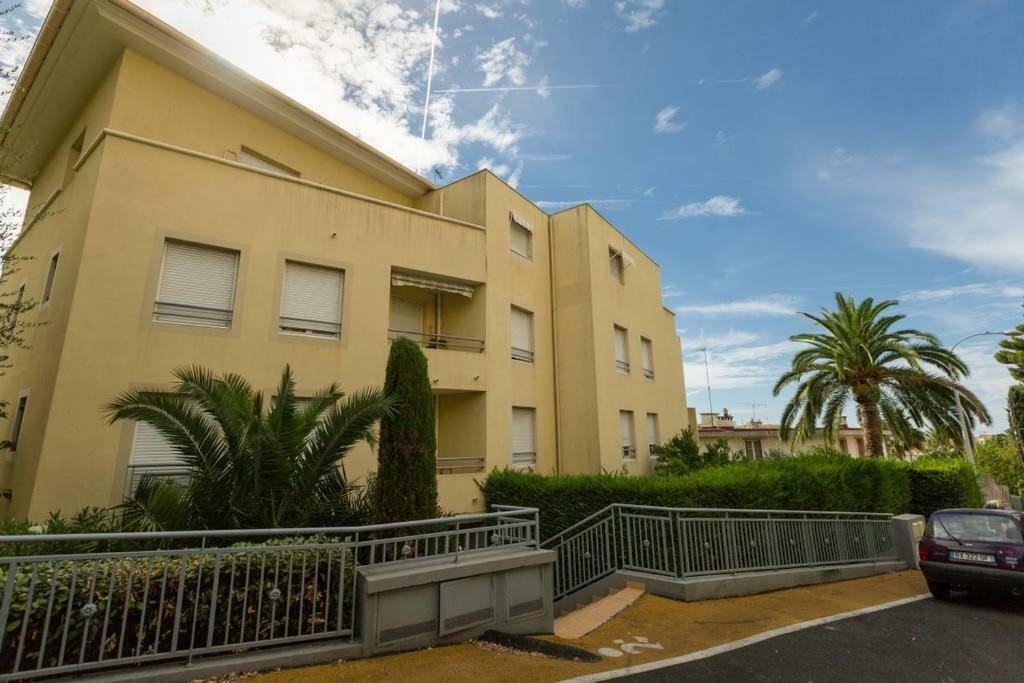 Villa Soraya , Quiet Location With Big Garden Near Beach And Old Town Of Nice Exterior photo